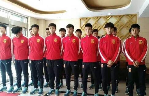 而当钢铁巨人、金刚、鬼娃恰奇、高达、春丽等形象相继在大银幕上出现，熟悉的角色声音和充满回忆的游戏效果声在影厅内响起，并由DTS:X临境音精准定位至观众身边，影厅内气氛瞬间热烈起来